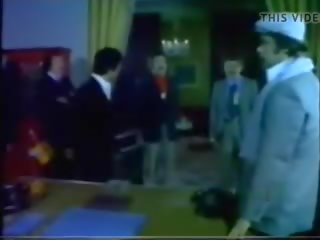 Askin kanunu 1979: bezmaksas petting pieaugušais saspraude filma 6d