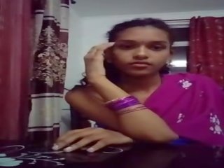 Perky girl in Saree Doing Sefles Mp4, Free sex clip 5f
